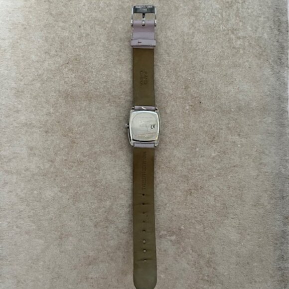 Disney princess watch. Belle, Ariel and Aurora on the face with silver bezel - Picture 4 of 4